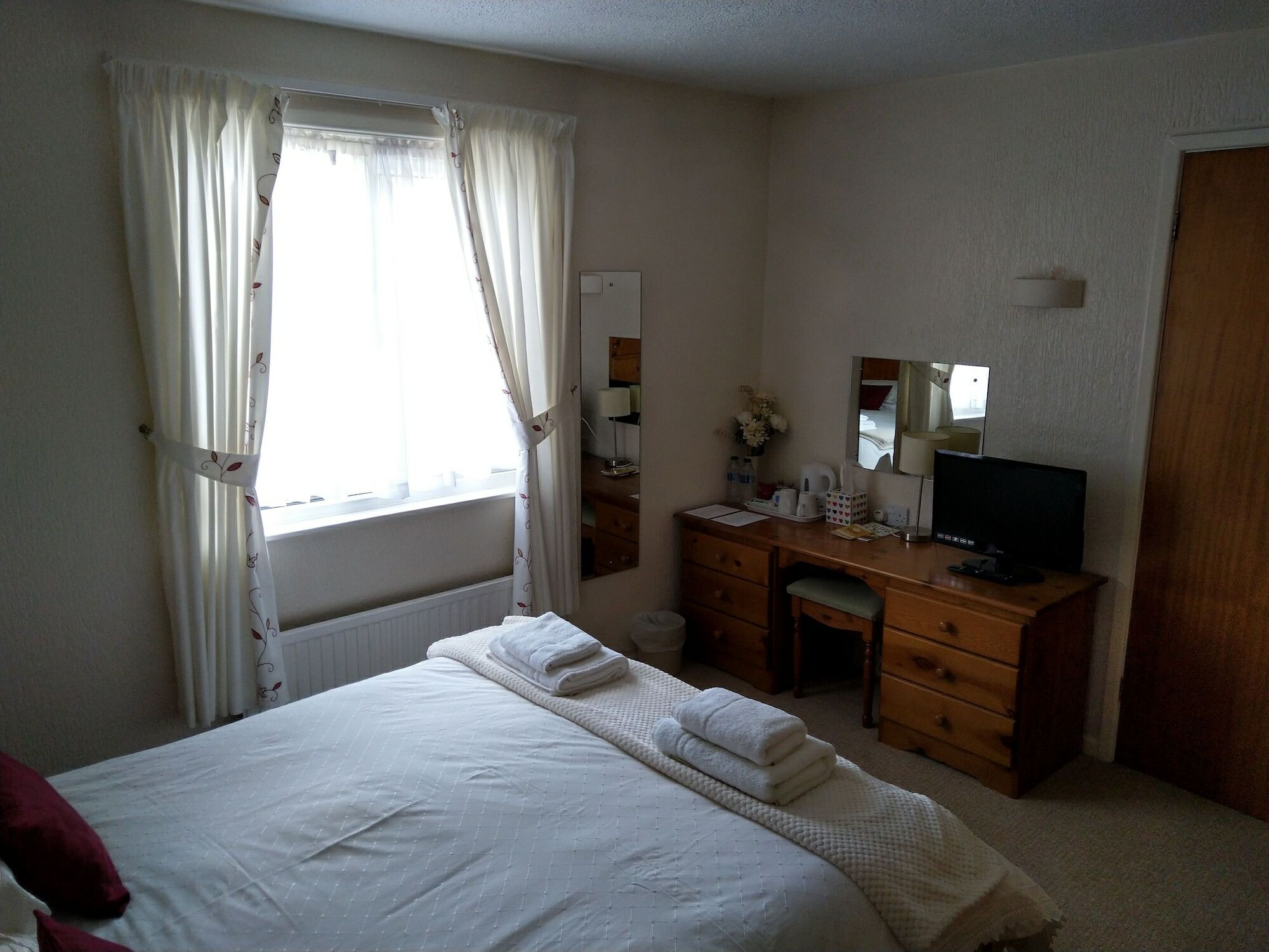 Capri Guest House Torquay Kültér fotó